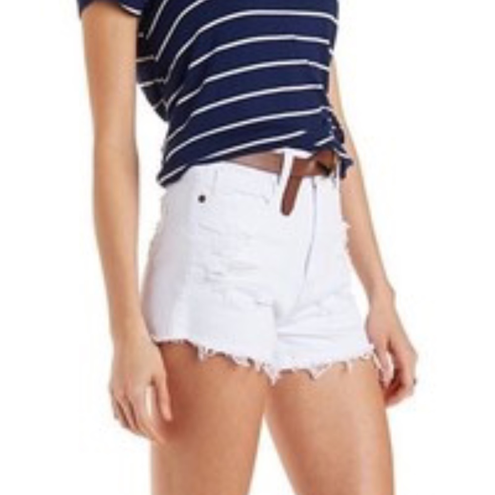 WHITE RIPPED JEAN SHORTS